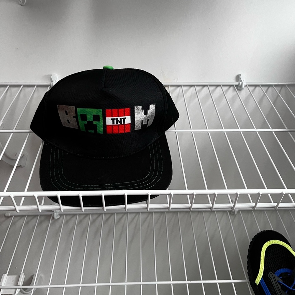 Minecraft SnapBack hat - Picture 2 of 5